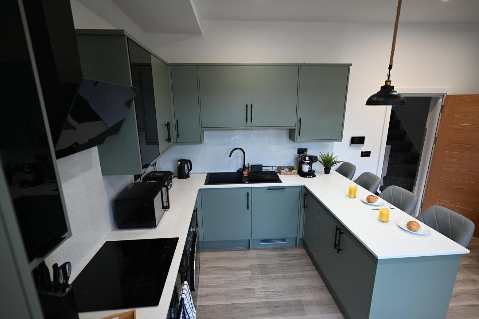 Luxury Two Bed Apartment - Cardiff City Centre Exterior photo